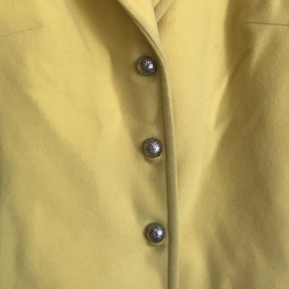 Almia Wool Yellow Jacket - Picture 3 of 5